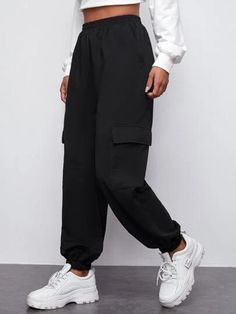 Cargo Joggers Outfits, Jogger Pants Outfit Women, Black Pants Outfit, Jogger Pants Outfit, Black Jogger Pants, Mode Turban