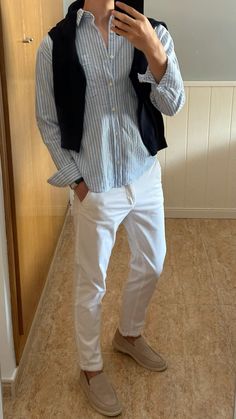 ig: @rubenalvarrez Men’s Old Money Style Summer Outfits, White Boy Summer Outfits, White Pants Outfit Men, White Pants Outfit, Pants Outfit Men, Preppy Mens Fashion, Spring Outfits Men, Mens Casual Outfits Summer