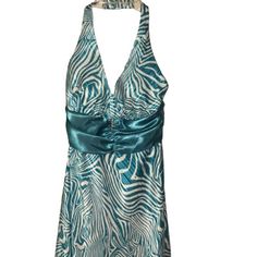 Elevate Your Style With The Taboo Teal Multi Animal Print Maxi Dress In Size 9/10. - Brand: Taboo - Size: 9/10 - Condition: New With Tags (Note: Piece At Waist Came Apart But Is Fixable - See Photo) - Color: Teal Multi Animal Print - Material: 100% Polyester - Features: Maxi Length This Dress Is A Stunning Choice With Its Vibrant Animal Print And Elegant Maxi Length. Perfect For Making A Chic And Confident Statement, And The Fixable Issue At The Waist Ensures It Can Be Enjoyed Without A Hitch. A Elegant Halter Neck Dress For Holiday, Black Sparkle Dress, Animal Print Maxi Dresses, Spaghetti Strap Maxi Dress, Black Dress Formal, Sequin Maxi Dress, Maxi Styles, Sparkle Dress, Maxi Dress Formal