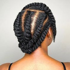 chunky twists hairstyle on balck girls Chunky Braids Natural Hair, Jumbo Flat Twist Natural Hair, Chunky Two Strand Twist Natural Hair, Chunky Flat Twist Hairstyles, Short Chunky Twists, Two Strand Twist Thick Locs, Two Strand Twist No Middle Part, Chunky Twists Natural Hair, Chunky Twist Out