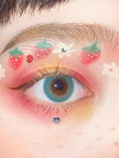 Strawberry Flowers, Artsy Makeup, Doll Eye Makeup, Korean Eye Makeup, Swag Makeup