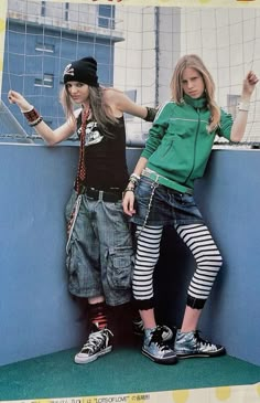 Chef Kiss, 2010 Fashion, 2000 Fashion, Oc Outfits, Future Style, Fashion Y2k, Closet Fashion, 2000s Fashion, Character Outfits