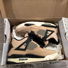 Brand New Condition Ordered The Wrong Size Bought Off Flight Club I Put The Picture Of Receipt Proving The Authenticity Retro Mushroom, Jordan Retro 3, Retro 3, Jordan 4s, Flight Club, Womens Air Jordans, Shoes Air, Jordan 4 Retro, Womens Jordans