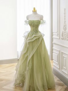 Green+Tulle+Lace+Floor+Length+Prom+Dress,+Off+the+Shoulder+Evening+Party+Dress Product+Code:+CT3691 Silhouette:+A-Line Material:+Tulle,+Lace Waist:+Natural Back+Details:+Lace-up+or+Zipper Length:+Tea+Length Lining:+Fully+Lined Built-In+Bra:+Yes Size: Besides+stand+size+2-16,+we+st... فستان زهري, Lace Long Prom Dress, Prom Dresses Off The Shoulder, Green Formal Dresses, Dress With Corset, Strapless Prom Dress, Green Tulle, Floor Length Prom Dresses, Lace Prom Dress