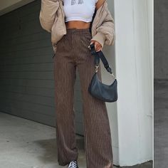 Never Worn Didn’t Fit Me Super Cute But Don’t Fit :( Brown Striped Pants Outfit, Brown Pinstripe Pants Outfit, Pin Stripe Pants Outfit, Black Trousers Outfit Casual, Stripped Pants Outfit, Striped Jeans Outfit, Striped Trousers Outfit, Brown Pinstripe Pants, Pinstripe Pants Outfit