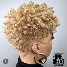 Twa Mohawk, Tapered Haircut Natural Hair, Natural Short Cuts, 7up Cake, Blonde Twa, Short Natural Styles, Big Chop Natural Hair, Natural Haircuts, Taper Fade Curly Hair