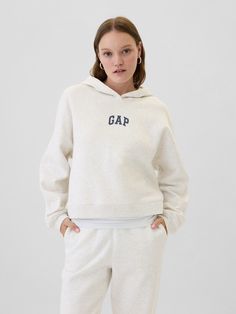 Relaxed Gap Mini-Logo Cropped Hoodie | Gap Factory Cute Sweats, Hoodie Gap, Gap Outfits, Gap Sweatshirt, Cream Hoodie, Gap Logo, Hoodie Logo, Mini Logos, Comfy Hoodies