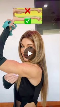 166K views · 21K reactions | ✅Braccia toniche 12 ripetizioni per esercizio per 4 giri #arms #fitness #training #allenaticonme #Amati | Sonia Zordan Blue Cardigan Outfit, Workout Program Gym, Cardio Kickboxing, Workout Lifestyle, Biceps And Triceps, Workout Program, Cardigan Outfits, Cosmetic Surgery, Arm Workout