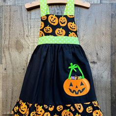 So Cute!!! Halloween Candy Pumpkin Trick Or Treat Jumper Dress. Cute Black Dress For Costume Party, Fun Halloween Costume Dress, Playful Black Dress For Costume Party, Orange Halloween Costume Dress, Fun Halloween Costume Party Dresses, Dickies Dress, Halloween Outfits For Kids, Candy Pumpkin, Bug Clothing