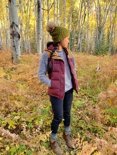 Outdoorsy Fashion Women, Kids Hiking Outfit, Cabin Weekend Outfit, Hiking Outfits Fall, Outdoor Style Women, Plus Size Hiking Outfit, Outdoor Winter Outfit, Hiking Outfit Fall Mountain, Fashion Brenda