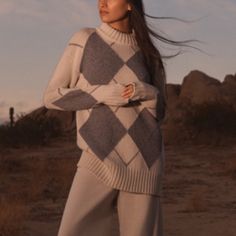 In Amazing And Clean Condition. Knit Turtleneck, Knit Turtleneck Sweater, Wool Knit, Turtleneck Sweater, Gray White, Sweaters For Women, Turtle Neck, Wool, Knitting