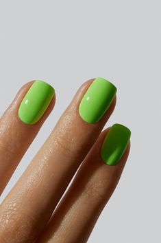 There will be no flying under the radar as this alien green hue is simply out of this world. You’ll be ready for the party whether or not there is life on Mars. An electric yet creamy lime green. Nail Envy, Life On Mars, Top Nail, Healthy Nails, Fire Nails, Types Of Nails, Green Nails, Nail Artist, Gel Nail