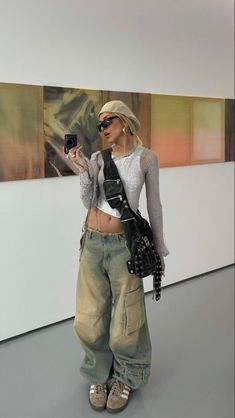 2023 Baggy Jeans, Chaotic Fashion Aesthetic, Punk Biker Aesthetic, Poet Fashion Aesthetic, Army Green Outfit Aesthetic, Berlin Outfits Summer, Tokyo Street Fashion 2023, Boho Cargo Pants Outfit, Lots Of Accessories Outfit