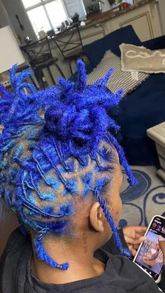 Hairstyles Faux Locs, Blue Locs, Blue Natural Hair, Ombre Dreadlocks, Intricate Hairstyles, Short Dreadlocks Styles