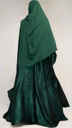 Emerald Metallic Abaya Set Metallic Abaya, Arab Fashion, Islamic Fashion, Abayas Fashion, Hijab Tutorial, Emerald, Quick Saves