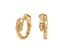 Yellow gold Serpenti Viper Earrings with 0.18 ct Diamonds | Bulgari Official Store Earrings Bvlgari, Expensive Earrings, Bvlgari Gold, Bvlgari Earrings, Bvlgari Jewelry, Luxe Jewelry, Luxury Earrings