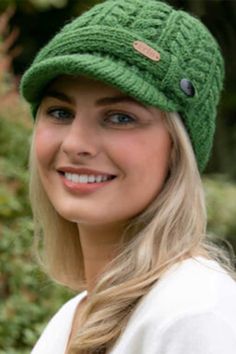 Womens Erin Peak Cap - Green Cable Pattern, Wool Caps, Peaked Cap, Fall Style, Fall Looks, Pattern Making, Hand Warmers, Knitted Hats, Autumn Fashion