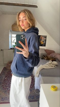 Outfit, skjorte, shirt, baggy, braids, pants, White, blue, aesthetic, Instagram, skincare, freckles, beauty, skin, wolfcut, layers, hair, stribes, clean, fashion, summer, sommer, bikini, vacation, viral, copenhagen, style, copenhagen style, København Daily Outfit Inspiration, Fit Check, Girly Outfits, Comfortable Outfits, Comfy Outfits, Comfortable Fashion, Aesthetic Fashion