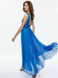 Adrianna Pleated Maxi Dress In French Blue