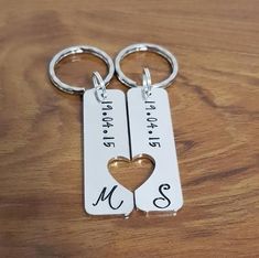 33 Cute & Best Long Distance Gift Ideas For Boyfriend | Thoughtful Long Distance Gifts Bff Gifts Diy, Distance Relationship Gifts, Long Distance Relationship Gifts, Bf Gifts, Distance Gifts, Cute Couple Gifts, Long Distance Gifts, Relationship Gifts, Cadeau Diy