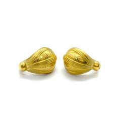 "22k gold shell earclips by Ilia's Lalaounis, with makers mark and Greek assay marks. Details Creator: Ilias Lalaounis Metal: 22k Gold Weight :  17.26 g Width:  2.6 cm Length:  Place of Origin: Greece Period: 1975-1989 Date of Manufacture: 1975 Condition: used - some minor signs of wear A note on the designer: Lalaounis trained as a goldsmith with his uncle's jewelry business and, according to company literature, \"decided to breathe new life into Greek museum artifacts and transform them into j Gold Ear Rings, Museum Artifacts, Ear Rings, Gold Collection, Jewelry Business, Jewelry Earrings Hoops, 22k Gold, Makers Mark, Artifacts