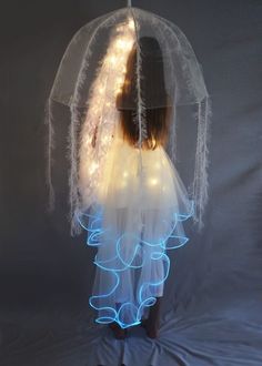 Light Up Mermaid Costume, Jellyfish Dress Costume, Halloween Costume Jelly Fish, Halloween Costumes Jelly Fish, Majestic Halloween Costumes, Homemade Octopus Costume, Jellyfish Halloween Costume Diy, Jelly Fish Costume Women, Jellyfish Inspired Dresses