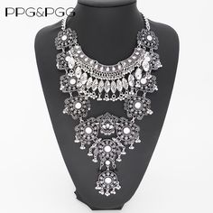 PPG&PGG New Vintage Punk Style Chunky Chain Statement Heavy Metal Maxi Choker Collar Necklaces Collar Necklaces, Metal Choker, Choker Collar Necklace, Bib Collar, Vintage Punk, Crystal Choker, Choker Collar, Punk Style, Women Vintage