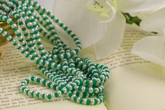 Pumpkin Beads Melon Beads Emerald Pearls Mens Bridal Jewelry Mens Wedding Jewelry Grooms Jewelry Indian Jewelry Designs Indian Wedding Jewel - Etsy Green Gemstone Beads For Wedding, Green Single Strand Jewelry For Wedding, Pumpkin Beads, Pumpkin Bead, Jewel Wedding, Jewelry Mens, Indian Jewellery Design, Emerald Bead, Jewelry Indian