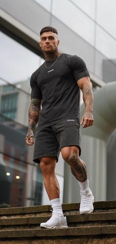 Men Fashion For Summer, Mens Gym Attire, Gym Outfits For Guys, Men Training Aesthetic, Workout Aesthetic Outfits Men, Men Fitness Outfit, Gym Fits For Men