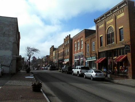 2. Jonesborough Jonesborough Tennessee, Sparta Tennessee, Tennessee Attractions, Road Trip Places, Tennessee Travel, Haunted History, New Year 2017, Famous Buildings, Appalachian Mountains