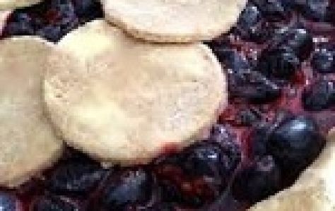 Honey Berries, Haskap Berry, Sour Cherry Recipes, Berry Pie Filling, Berry Pie Recipe, Baking Pie, Blue Honey, Summer Bbq Recipes, Honey Suckle