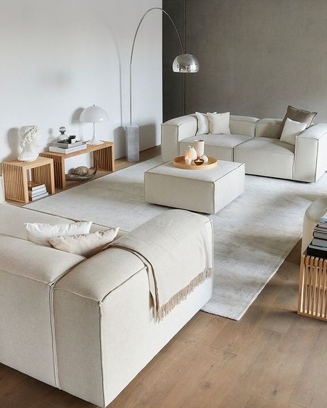 Lennon Sofa, Condo Living Room, Sofa Bed Design, Sofa Beige, Walter Gropius, Condo Living, Minimalism Interior, Sofa Styling, Living Room Decor Apartment