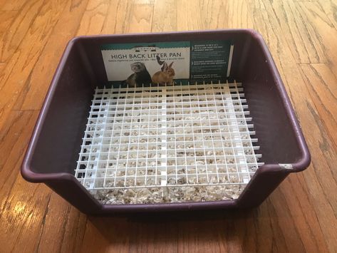 No more digging and bedding flying everywhere. And no more stepping or sitting on its own poops and urine. Made out of 2x4 egg crate, save my headache of rabbit digging. Rabbit Digging Box Ideas, Rabbit Setup, Bunny Litter Box, Rabbit Shed, Diy Rabbit Cage, Rabbit Enclosure, Rabbit Litter, Pet Rabbit Care, Lionhead Rabbit