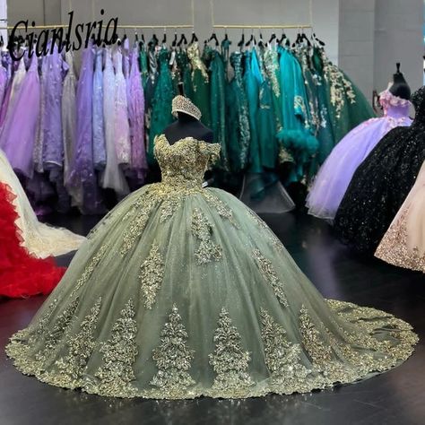 Sage Green Quinceanera Dresses, Sage Green Quinceanera, Green Quince Dress, Green Quinceanera Theme, Princess Wedding Theme, Quinceanera Dresses Green, Princess Sweet 16, Pinterest Watch, Green Quinceanera