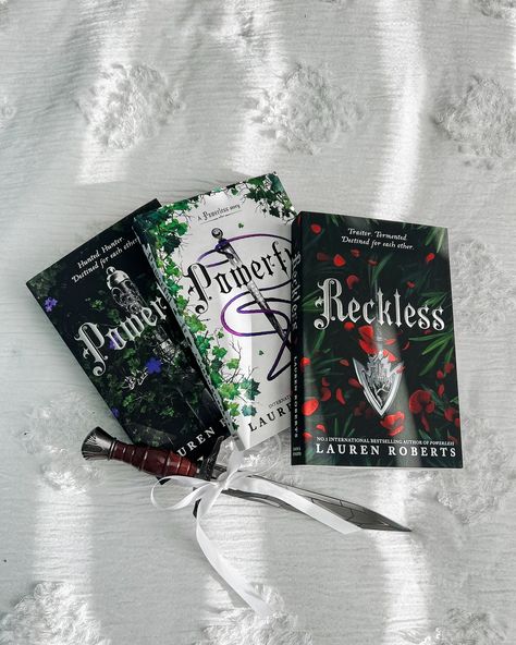 favorite romance series ☁️🗡️❤️‍🔥 💭 what’s your favorite fantasy read this year? REVIEW: Reckless by Lauren Roberts ⭐️⭐️⭐️⭐️💫 🌶️ Reckless by Lauren Roberts is a five-star read that totally blew me away! I was hooked from the start and couldn’t put it down. The story of Paedyn and Kai, coming from two forbidden classes – the Ordinary and the Elite – is both intense and emotional. Their connection, which starts during the trials, is so strong and beautifully developed. I had high expectatio... Powerless Lauren Roberts Book Aesthetic, Reckless Lauren Roberts, Lauren Roberts Books, Reckless Lauren Roberts Book Cover, Reckless Lauren Roberts Book, Powerful Book Lauren Roberts, Reckless Lauren Roberts Pdf, Powerless Series, Kai Azer