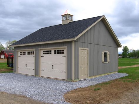 Barn Tiny House, Home Design Exterior, Breezeway Ideas, Garage Designs, Farmhouse Garage, Shed Construction, Garage Addition, Building A Garage, Garage Room