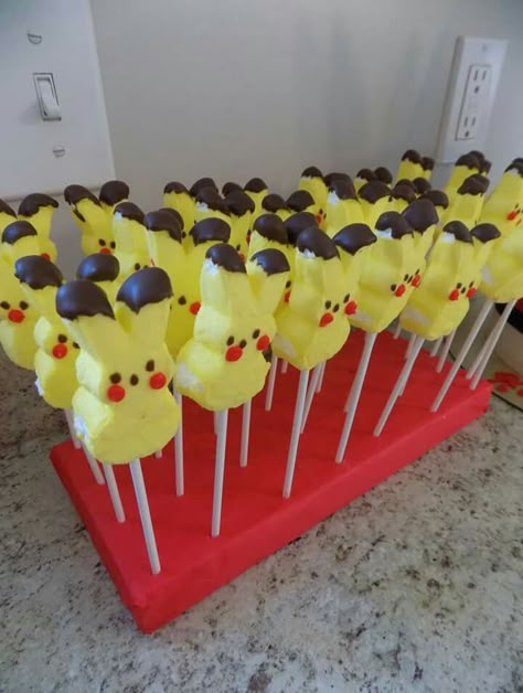 Pikachu peeps Pikachu Food Ideas, Pikachu Fruit Platter, Pikachu Peeps Diy, Pikachu Birthday Party Ideas Diy, Peeps Pikachu, Pikachu Party Food, Pokémon Birthday Food, Pokemon Birthday Snacks, Pokemon Dessert Ideas