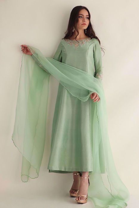 Ethenic Wear, Dc 10, Pakistani Fancy Dresses, Pakistani Dresses Casual, Pakistani Fashion Party Wear, Simple Pakistani Dresses, Boutique Dress Designs, Party Wear Indian Dresses, Fancy Dress Design