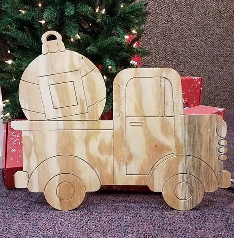 Christmas Wooden Yard Decorations, Christmas Wood Yard Art, Wood Yard Art Patterns, Wood Yard Signs, Christmas Yard Art Wooden Patterns, Christmas Wood Cutouts Yard Art, Plywood Christmas Yard Decorations, Wooden Christmas Yard Decorations, Woodcraft Projects