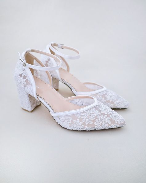 Lace Block Heel For Weddings Wedding Short Heels, Bridal Shoes Block Heel, Block Heels Outfit, White Lace Heels, Shoes Block Heels, Comfortable Wedding Heels, Bridal Shoes Wedges, Shoes For Brides, Women Wedding Shoes