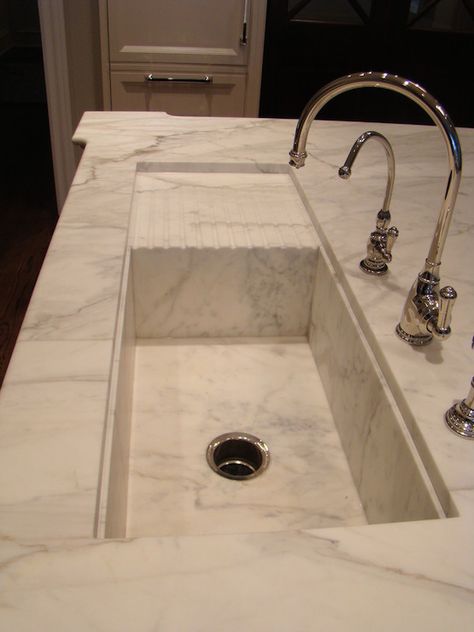 marble Kitchen Sinks Ideas, Granite Tiles, Modern Kitchen Sinks, Custom Sinks, Kitchen Sink Design, Marble Sink, Calacatta Gold Marble, Tile Kitchen, Kitchen Interior Design Decor