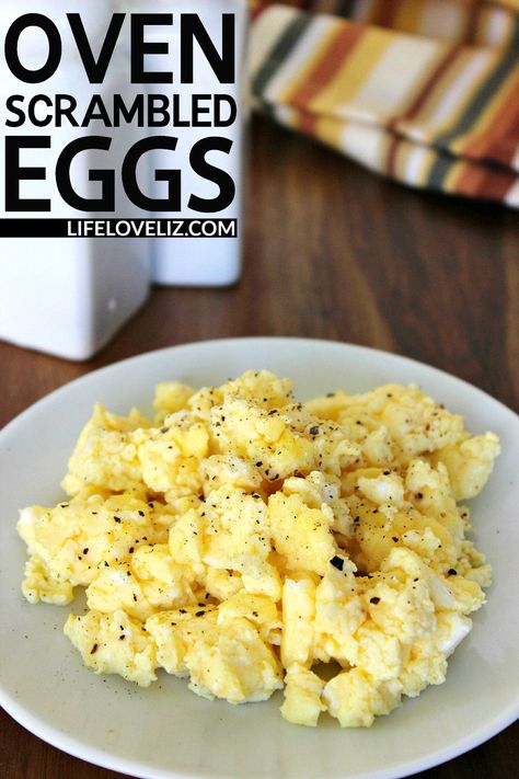 Oven Scrambled Eggs are a delicious and easy way to serve breakfast for a crowd! Oven Eggs, Eggs For A Crowd, Oven Scrambled Eggs, Royal Breakfast, Breakfast Ideas For A Crowd, Team Dinner, Breakfast For A Crowd, Camping Breakfast, Breakfast Eggs