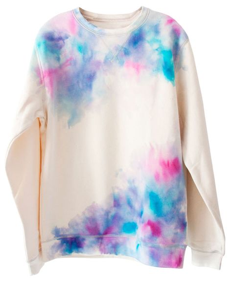 DIY Projects - Watercolor Sweatshirt or t-shirt - Redbook #diy #crafts #tutorial Distressed Tshirt Diy, Shirt Makeover, Sweater Tutorial, Diy Fashion Trends, Diy Fashion Projects, Diy Sweater, Diy Sweatshirt, Cardigan Design, Diy Vetement