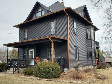 Black House Copper Accents, Black And Copper House, Copper Gutters Black House, Black House Copper Roof, Black Brick House, Apothecary Aesthetic, Exterior Apartment, Black Home Exterior, Gothic Bohemian