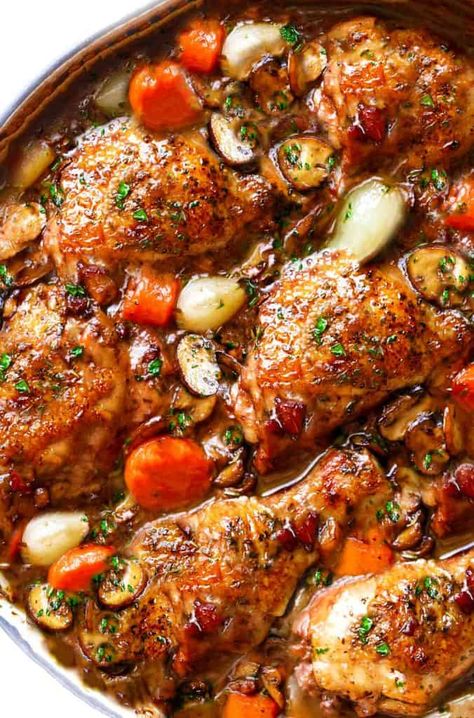 Chicken Coq Au Vin, Coq Au Vin Recipe, Chicken French, French Chicken, Boiled Chicken Breast, Delicious Chicken Dinners, French Recipe, Classic French Dishes, Drumstick Recipes