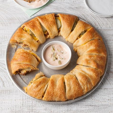 Crescent Ring Recipes, Best Ground Beef Recipes, Crescent Ring, Winter Comfort Food, Crescent Roll Recipes, Crescent Dough, Dinner Prep, Crescent Roll, Crescent Rolls