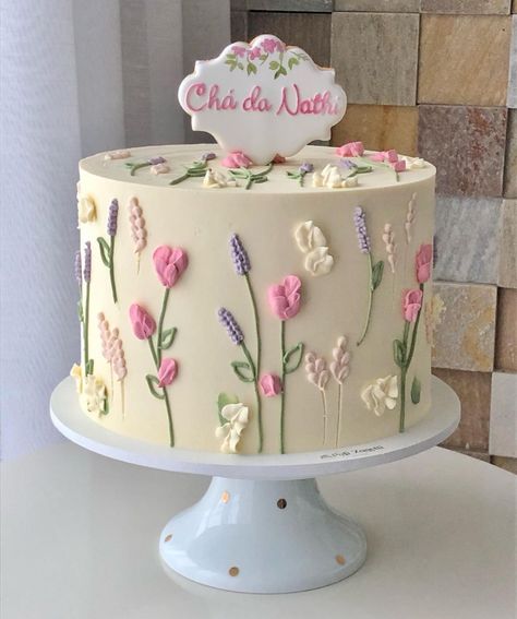 Pretty And Simple Cakes, 2 Tier Birthday Cake Flower Design, Cherry Cake Designs Birthday, Wildflower Theme Cake, Gingham Cake Ideas, Cake Decorating For Moms Birthday, Cake Decorating Flowers Buttercream, Grad U Ate Cake, Watercolor Flower Cake