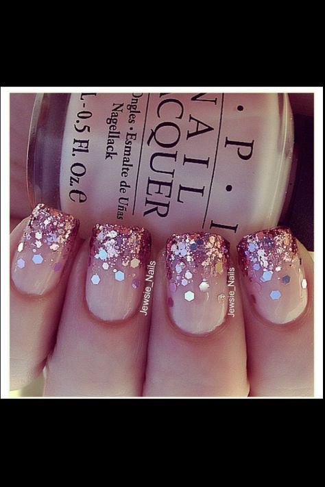 Nails Pink Sparkle Nails, Faded Nails, Wedding Nail Art Design, Glitter Manicure, Glittery Nails, Wedding Nails Design, Wedding Nail, Nail Art Wedding, Sparkle Nails