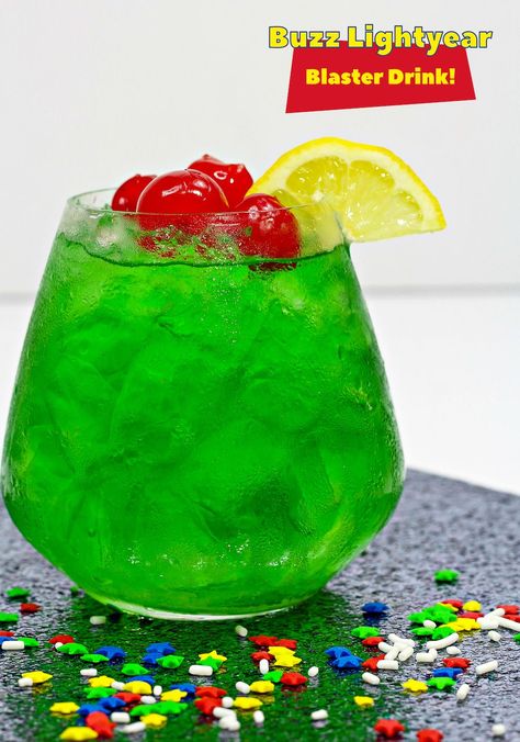 Buzz Lightyear Drink, Toy Story Inspired Drinks, Toy Story Alcohol Drinks, Buzz Lightyear Treats, Buzz Balls Drink, Movie Drinks, Movie Foods, Party Punch Alcohol, Toy Story Party Food