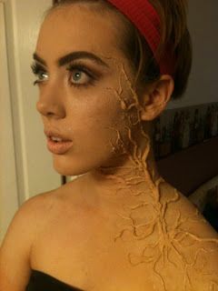 Liquid Latex can do amazing things in costuming! Maquillage Halloween Zombie, Liquid Latex Makeup, Neck Veins, Haunted House Makeup, Makeup Zombie, Cool Makeup, Creepy Makeup, Prosthetic Makeup, Makeup Effects